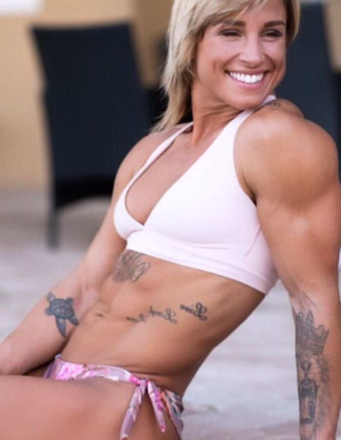 UFC MMA flyweight HANNAH "Queen of Sparta" GOLDY 4 of 34 pics