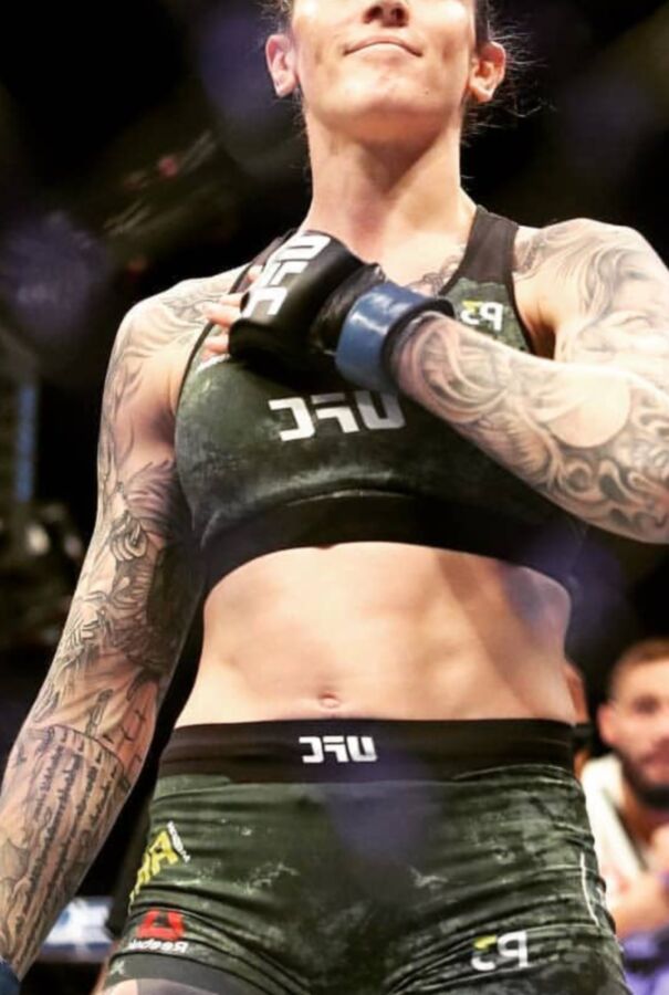 UFC MMA featherweight MEGAN ANDERSON 14 of 35 pics