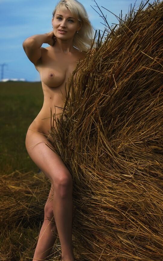 A few russian erotic art pics 14 of 50 pics
