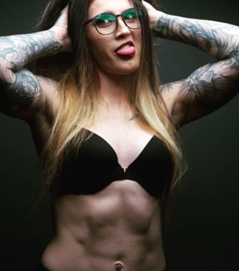 UFC MMA featherweight MEGAN ANDERSON 16 of 35 pics