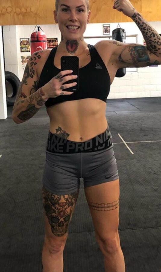 BELLATOR MMA / BKFC flyweight "Rowdy" BEC RAWLINGS 17 of 50 pics