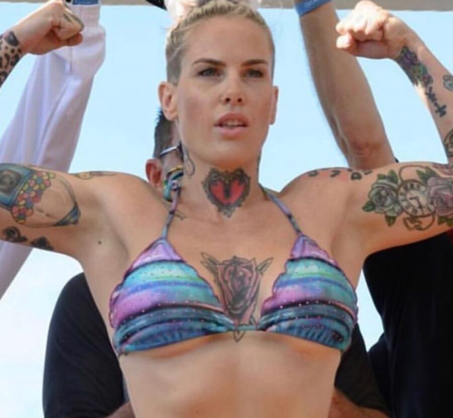 BELLATOR MMA / BKFC flyweight "Rowdy" BEC RAWLINGS 18 of 50 pics