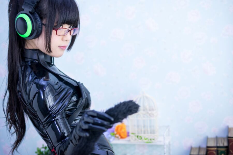 Eri Kitami - Rubber Lover 14 of 200 pics