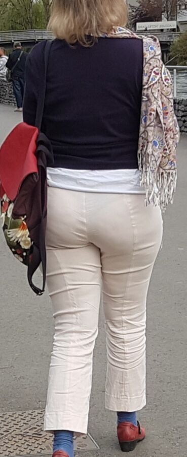 Lovely Granny See Trough Thong (candid) 14 of 37 pics
