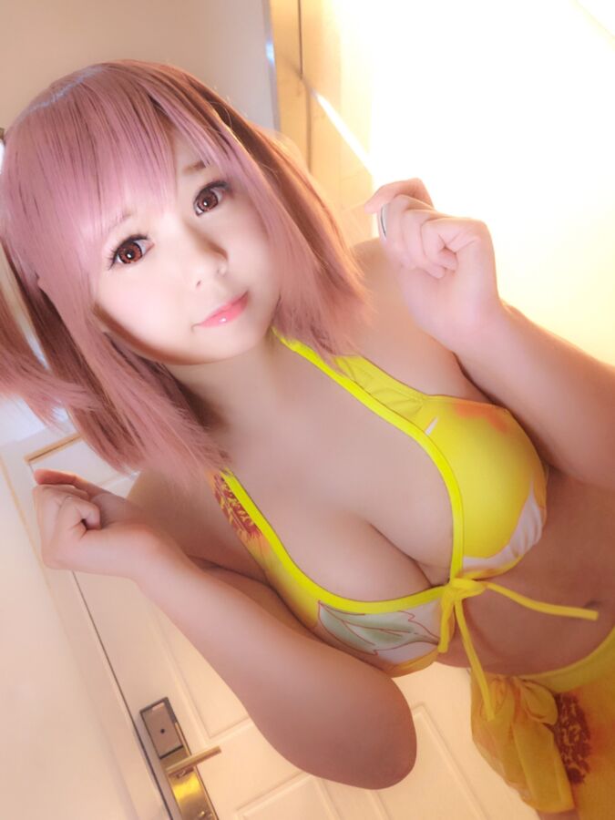 Curvy teen Cosplayer Nikumikyo 4 of 90 pics