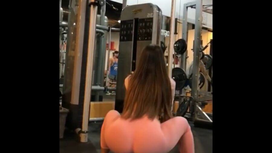 Fitness Booty 2 of 68 pics
