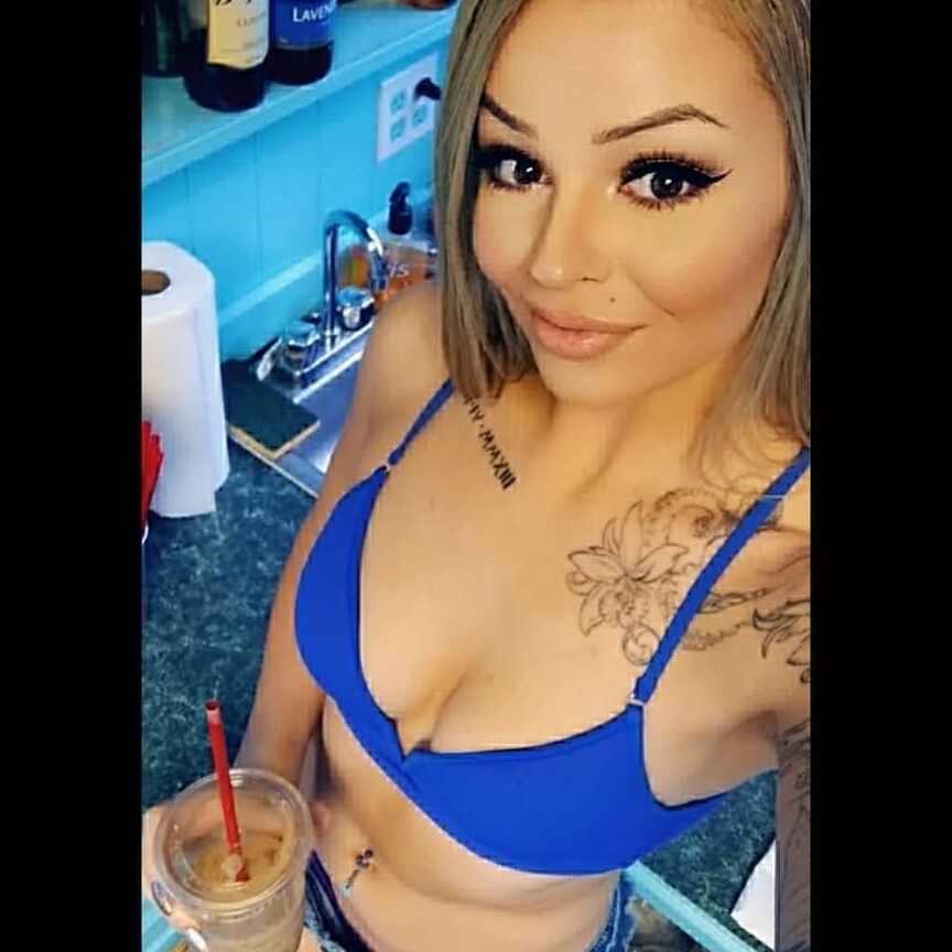 Sydni - Fuckable hypersexualized Chav - Chavs 19 of 68 pics
