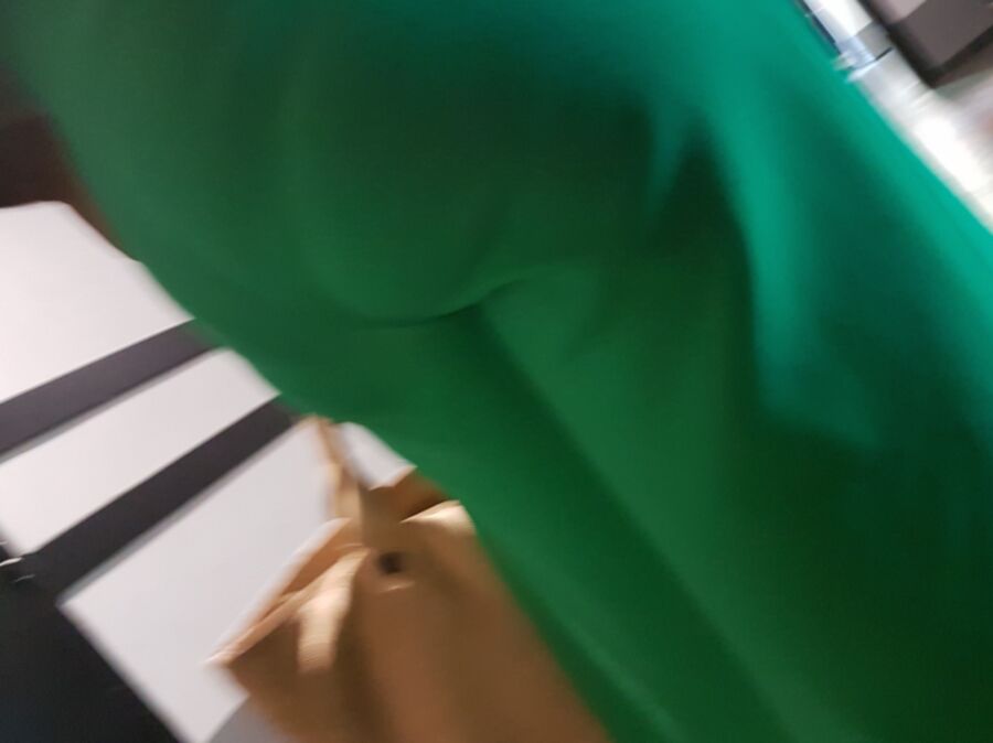 Fatima B. English teacher - green pants VPL (candid) 7 of 12 pics