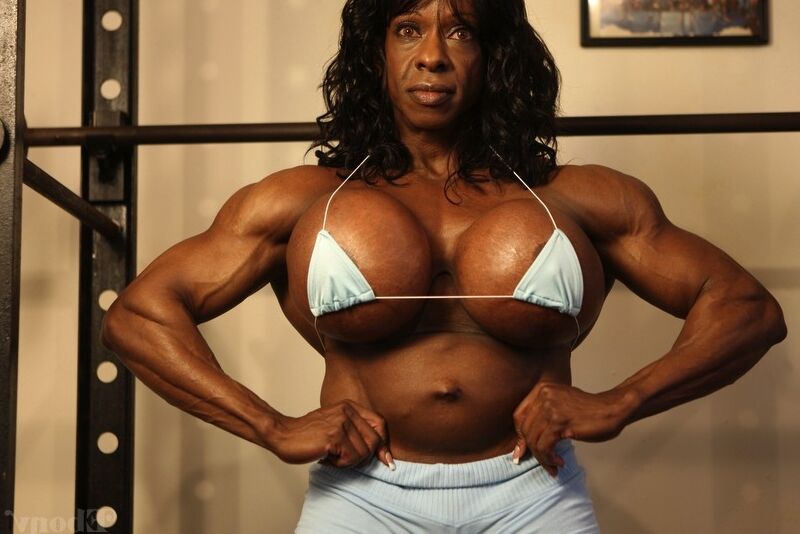 Ebony Female Bodybuilders - Yvette Bova - Big in the Gym 16 of 114 pics