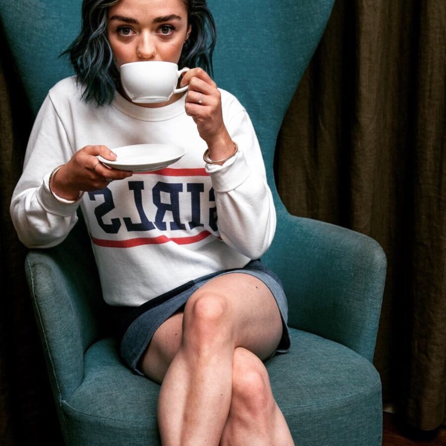 Maisie Williams is underrated af 2 of 21 pics