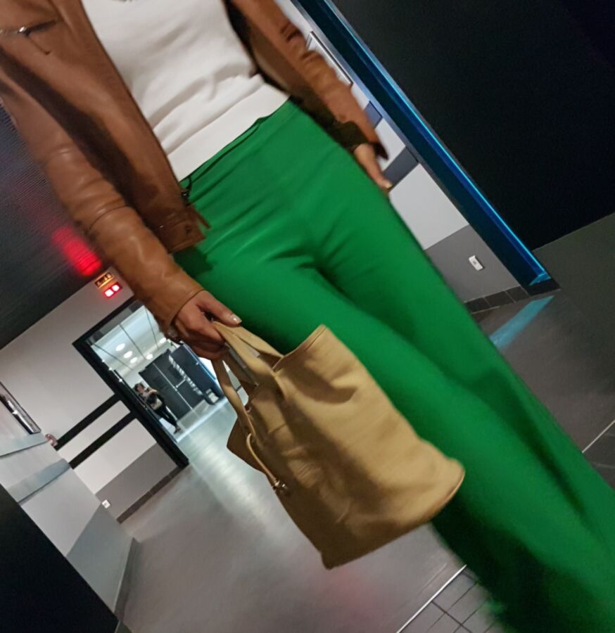 Fatima B. English teacher - green pants VPL (candid) 5 of 12 pics