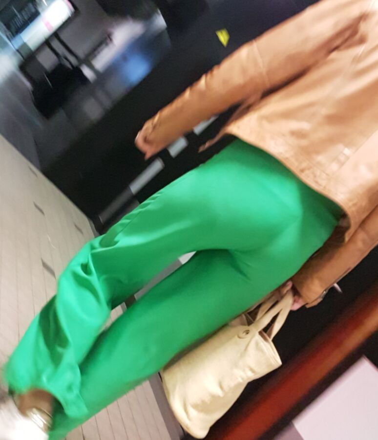 Fatima B. English teacher - green pants VPL (candid) 2 of 12 pics