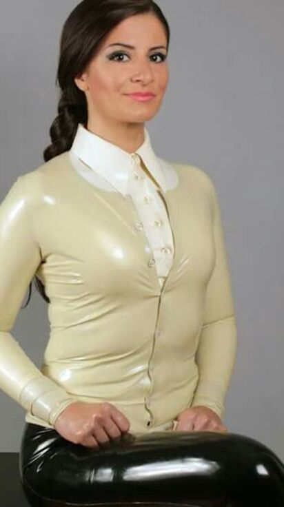 Viktoria Leighton - Everyday Latex Fashions 3 of 26 pics