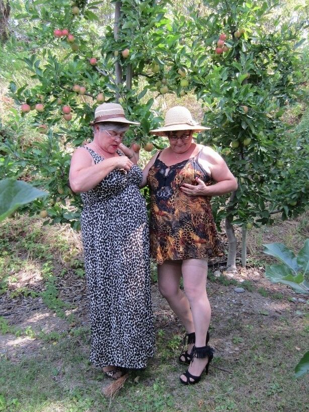 Two horny grannies 3 of 19 pics