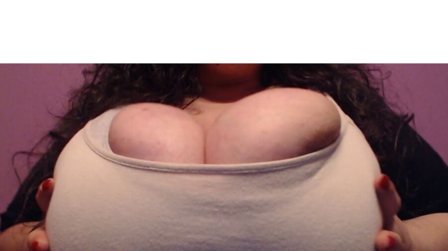 Huge tits bbw Screenshots 3 of 56 pics