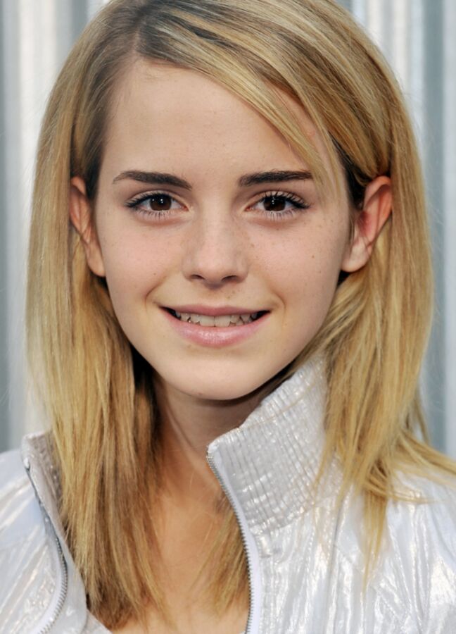 Emma Watson 19 of 44 pics