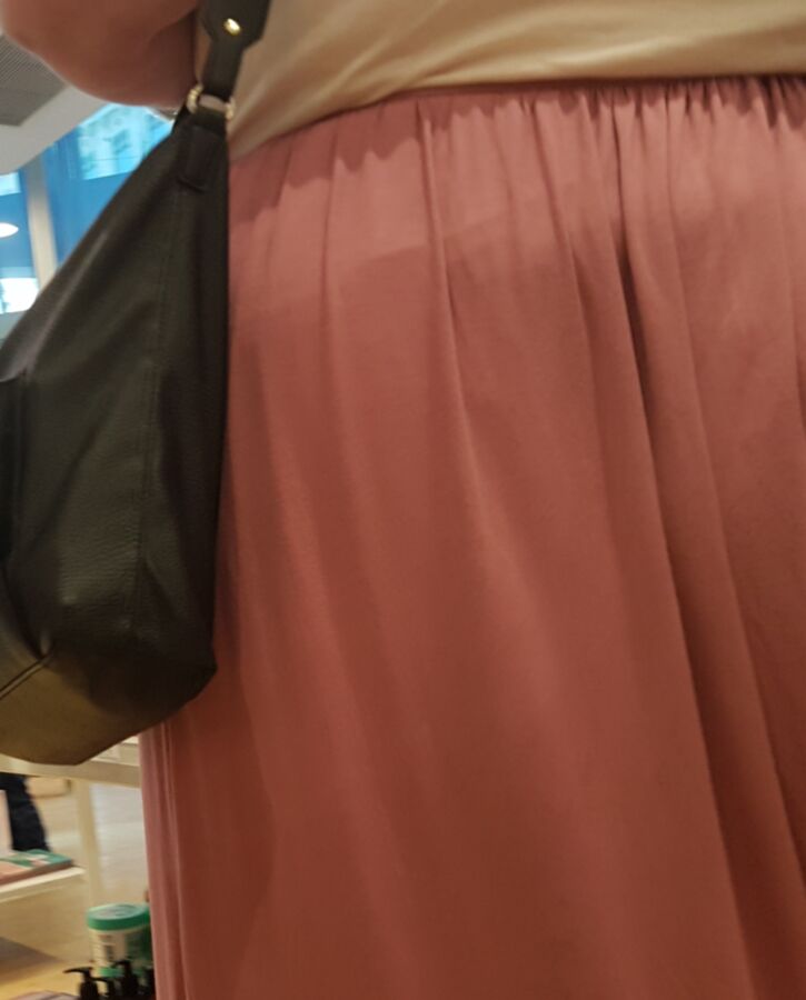 VTL - Obese Mature with pink skirt (candid) 18 of 37 pics