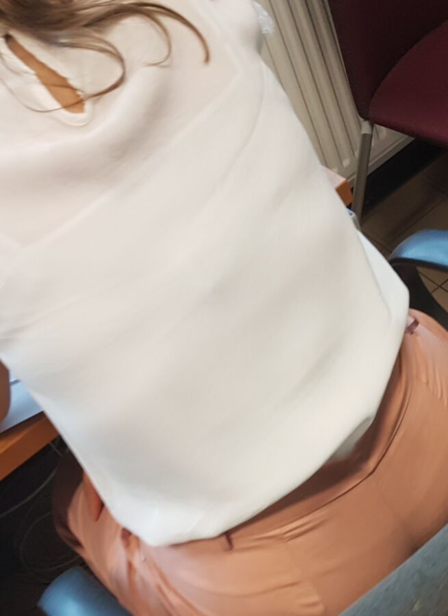 Teen arab coworker with juicy ass and VPL (candid) 4 of 19 pics