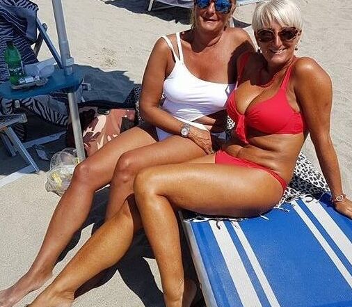 Mature Lady and Some Friends   N/N 19 of 24 pics