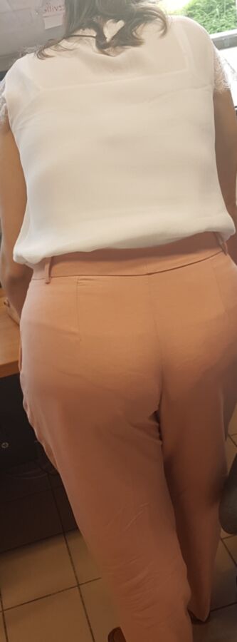 Teen arab coworker with juicy ass and VPL (candid) 9 of 19 pics