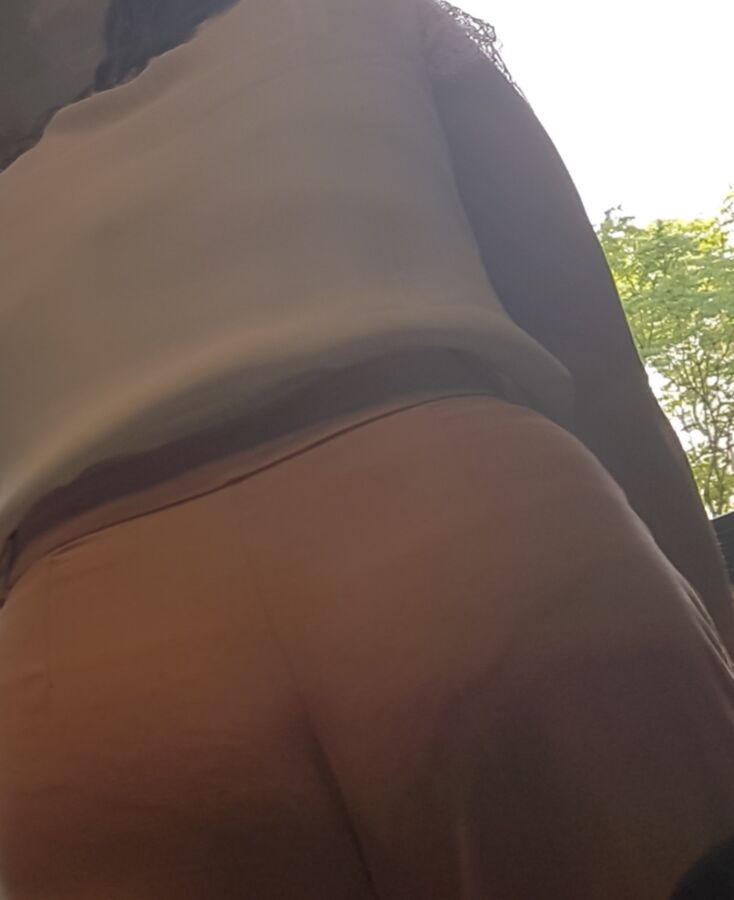 Teen arab coworker with juicy ass and VPL (candid) 16 of 19 pics