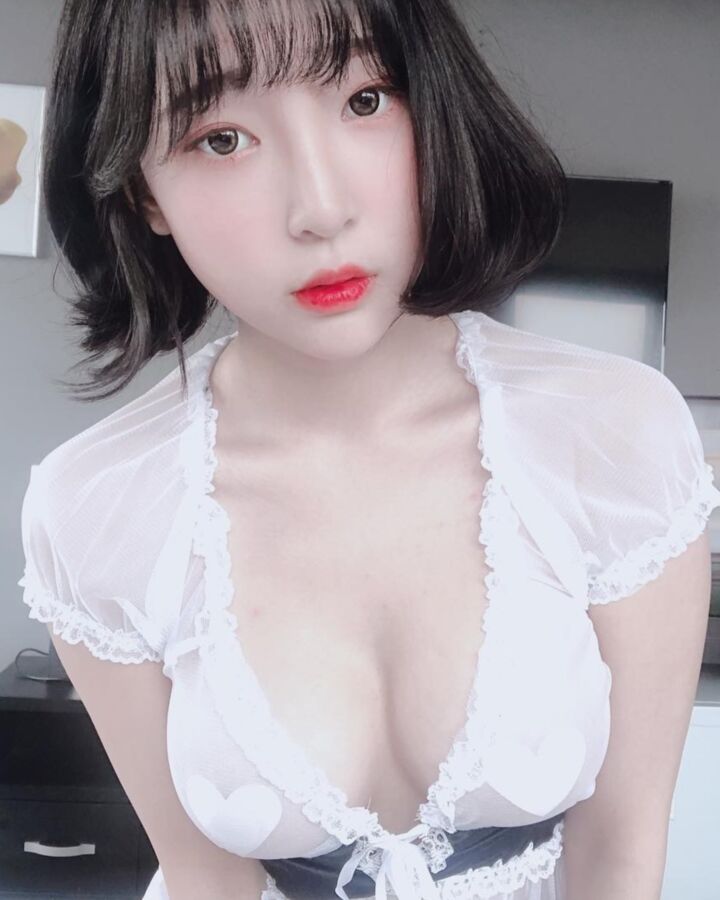 Korean Insta sluts and other fucktoys 15 of 32 pics