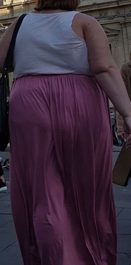 VTL - Obese Mature with pink skirt (candid) 23 of 37 pics