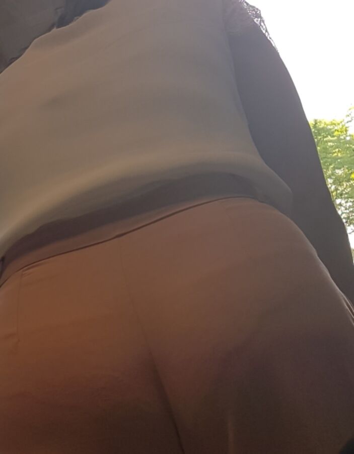 Teen arab coworker with juicy ass and VPL (candid) 14 of 19 pics