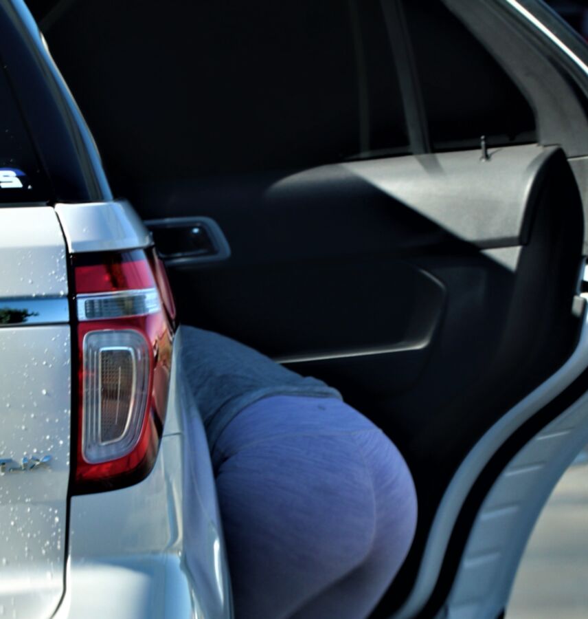 Milf In Tight Leggings Washing Car (Bend Over, VPL, Camel Toe) 2 of 17 pics