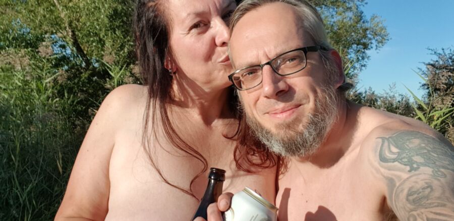 Outdoor milf flash and sex 22 of 64 pics