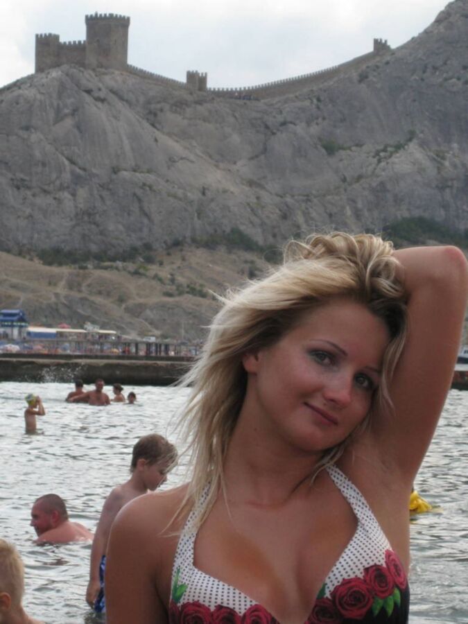 Tanned Russian Amateur - NN On Beach 3 of 12 pics