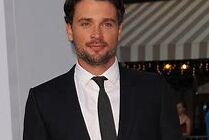 TomWelling Sigh!! 4 of 9 pics