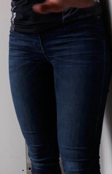 skinny jeans :-p 11 of 14 pics