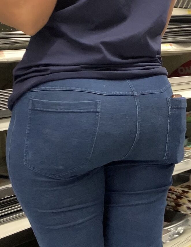 Jeans Ass 8 of 90 pics