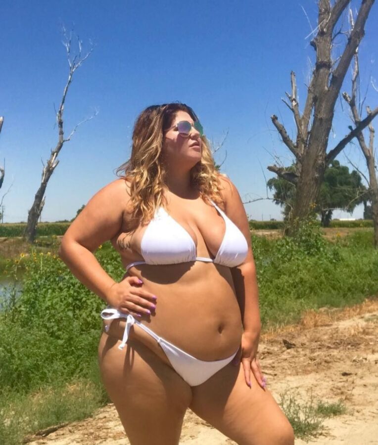 Britnee Rochelle - Plus Size Instagram Model 3 of 22 pics