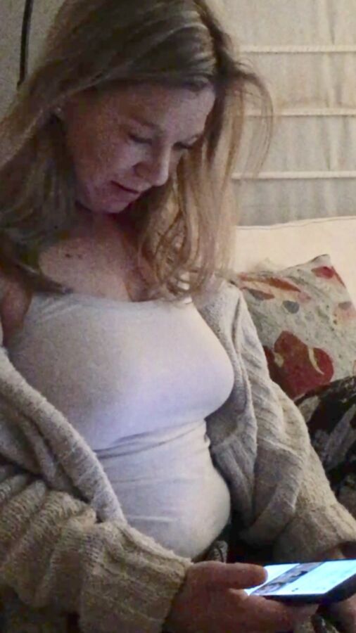 Milf wife showing tits and belly 14 of 25 pics