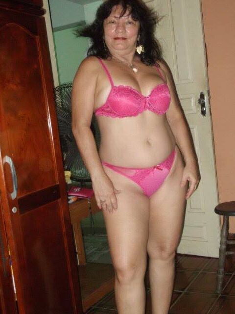 Slut Latino Mature 20 of 35 pics