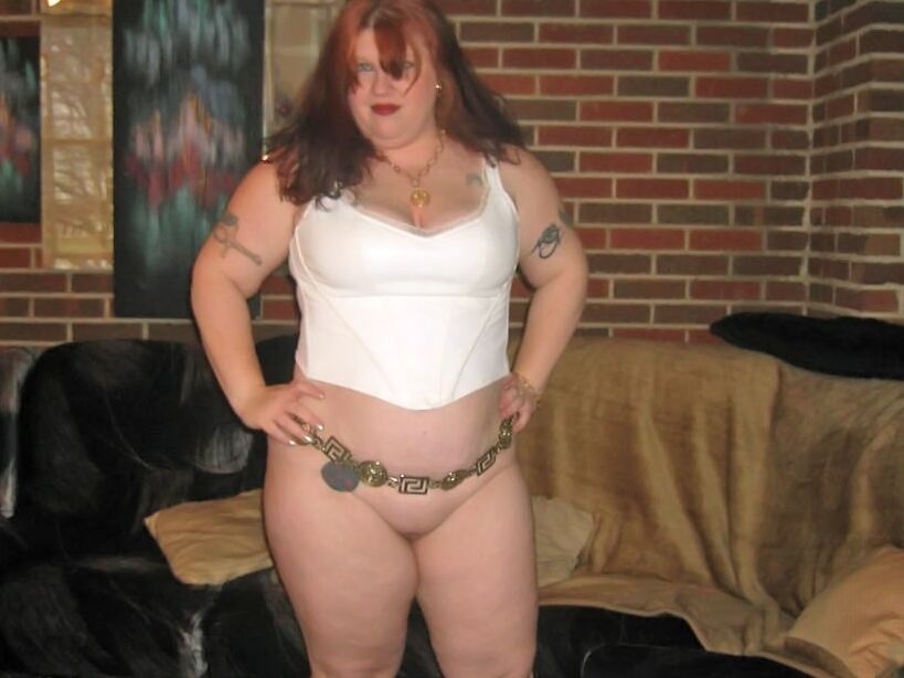 BBW Vicki 22 of 52 pics