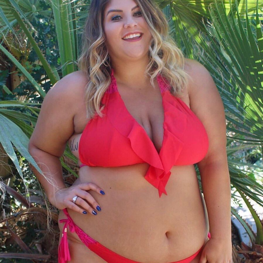 Britnee Rochelle - Plus Size Instagram Model 20 of 22 pics