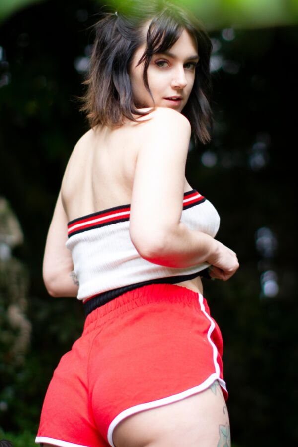 Suicide Girls - Mercury - Secret Garden 8 of 54 pics