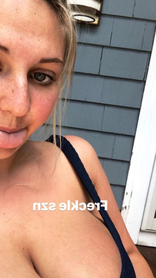 Busty Emma - Massive Tits 17 of 77 pics