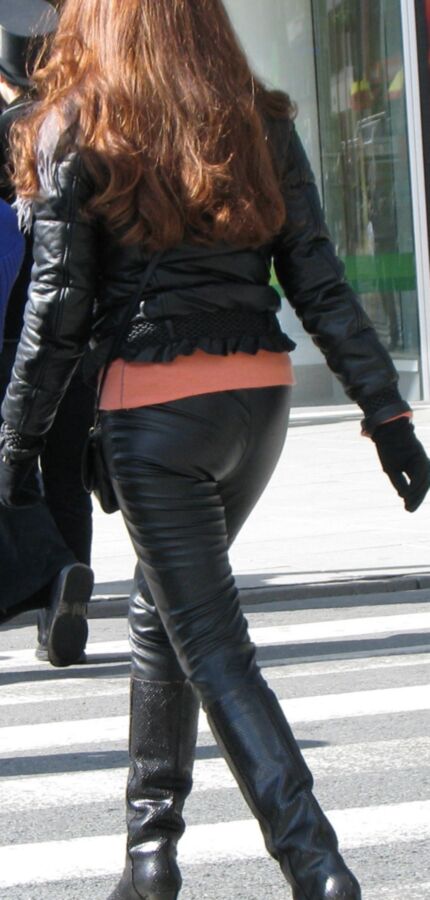 candid leather ass 24 of 43 pics