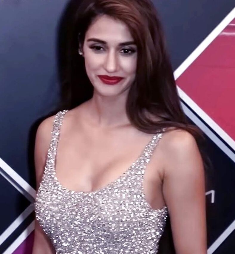 Disha Patani - Busty Glamorous Indian Celeb Poses in Sexy Outfit 19 of 40 pics