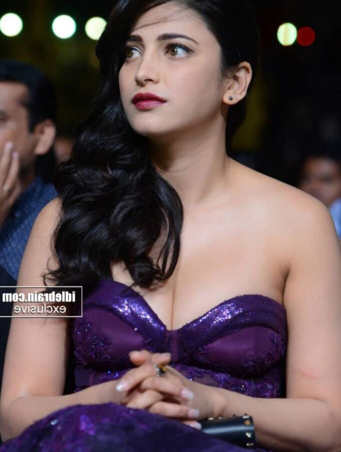 Shruti Haasan- Gorgeous Indian Diva Stunning in Hot Purple Dress 17 of 169 pics