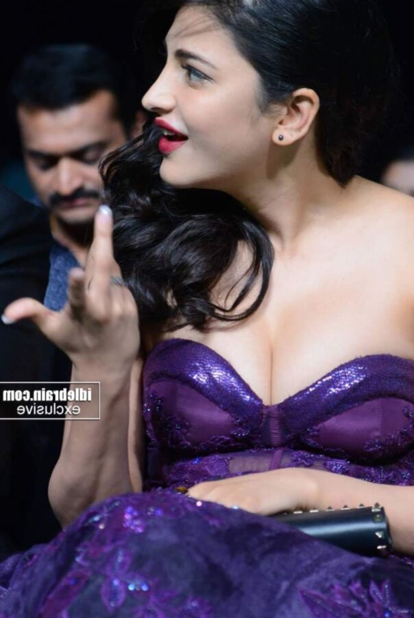 Shruti Haasan- Gorgeous Indian Diva Stunning in Hot Purple Dress 16 of 169 pics