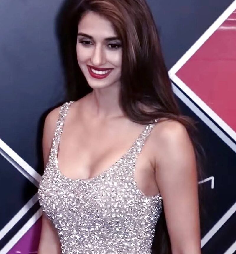 Disha Patani - Busty Glamorous Indian Celeb Poses in Sexy Outfit 21 of 40 pics