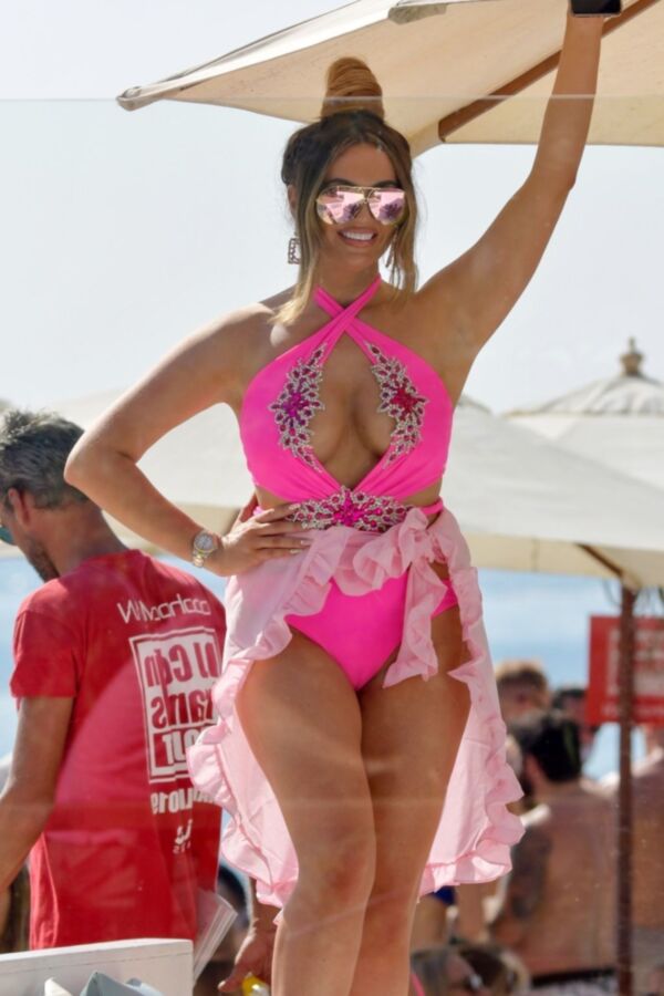 Charlotte Dawson- Busty English Celeb Parties in a Pink Swimsuit 7 of 46 pics