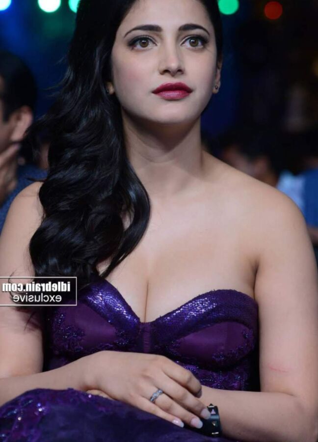 Shruti Haasan- Gorgeous Indian Diva Stunning in Hot Purple Dress 1 of 169 pics