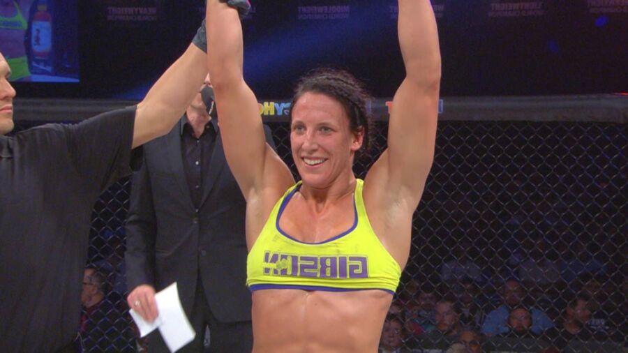 BELLATOR MMA featherweight champion JULIA "The Jewel" BUDD 9 of 21 pics