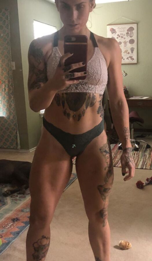 FITNESS tattoo artist/supercool chick ELLA ANNE KOCIUBA 12 of 67 pics